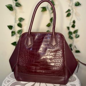 White House Black Market purse burgundy like new